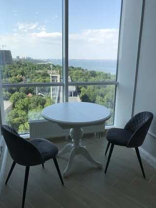 Апартаменты Апарт отель Гринвуд возле моря Одесса Апартаменты с видом на сад-2